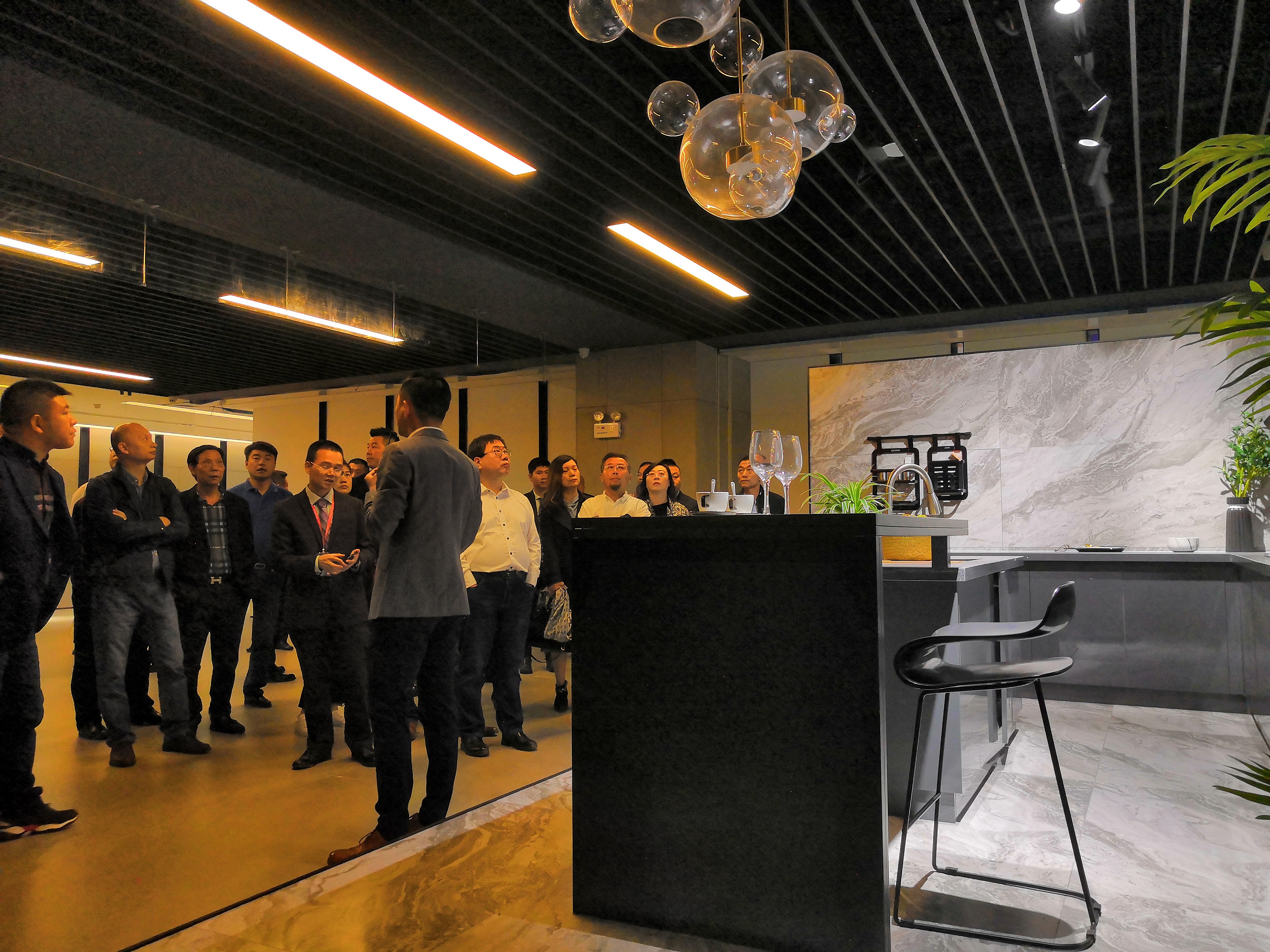 ���ʹ���(�й�)���޹�˾